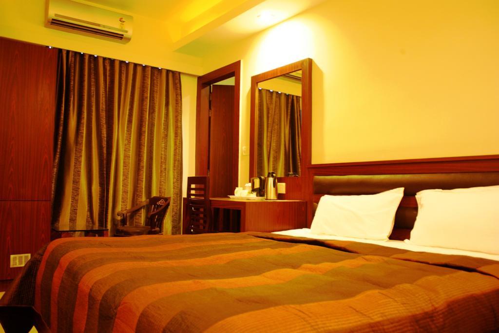 Hotel Avn Grand Ranchi Habitación foto