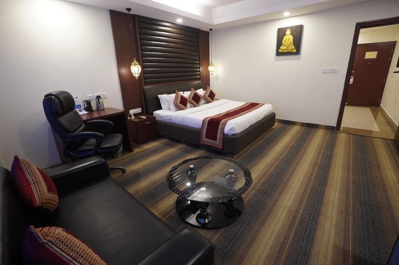 Hotel Avn Grand Ranchi Exterior foto